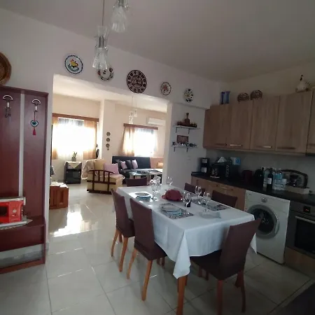 Giota's House Apartamento *