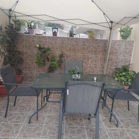 아파트 Giota's House